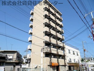 シャトー湊本町の物件外観写真